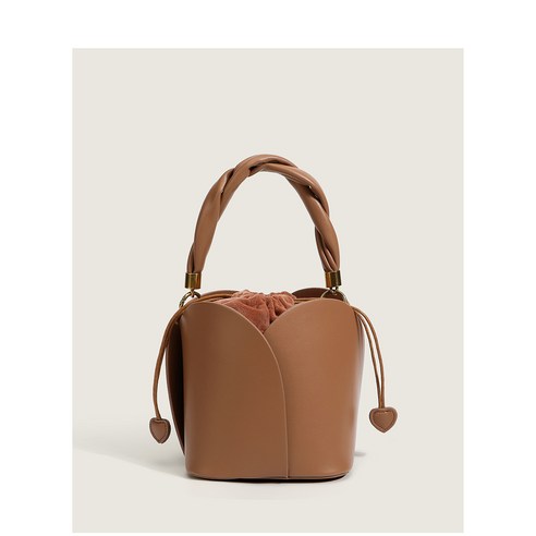 모든 경기 Ins Crossbody 가방 새로운 패션 레트로 양동이 가방 틈새 디자인 숄더 핸드백
