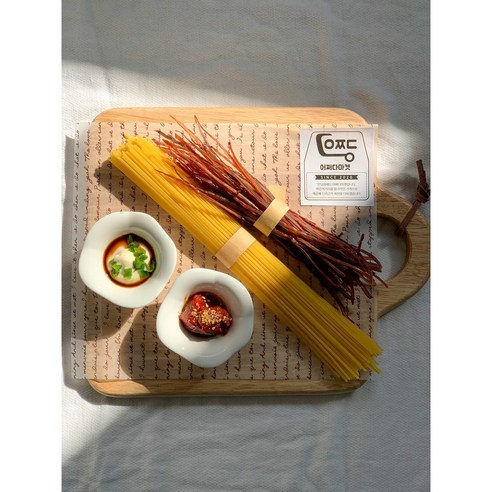 싱싱하고 바삭한 어쩌다마켓의 맥주안주 오징어소면과 오징어귀채