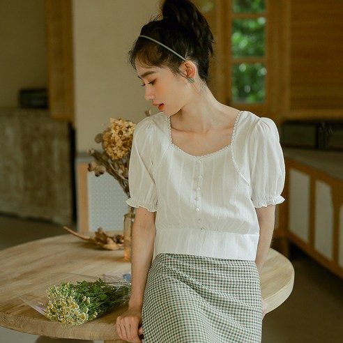 네크라인 퍼프소매 반팔 셔츠 여 여름 프렌치룩 숏 상의 패션