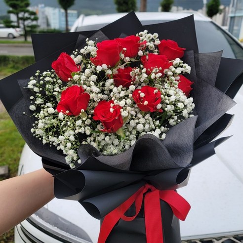 [오케이나우ㅣ강추] 장미 꽃다발 20송이 생화 졸업 기념일 블랙포장 꽃정기배송 꽃배달싼곳 꽃다발배달 [OKNOWㅣ추천상품]