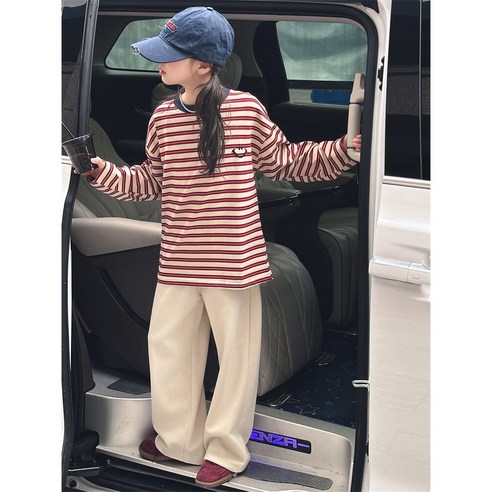스타일과 편안함의 조화: 트렌드윙 주니어 줄무늬 긴팔티