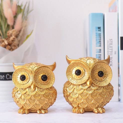 행운과 지혜를 담은 황금빛 부엉이, 공간에 특별함을 더하다