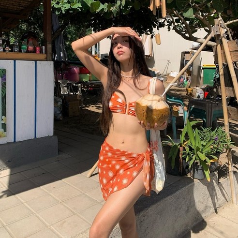 "인생샷 보장! 데이즈 쓰리피스 세트로 휴양지 여신 등극!" daiz브라