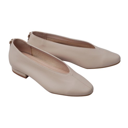 편안함과 스타일을 모두 갖춘 가성비 데일리 플랫슈즈