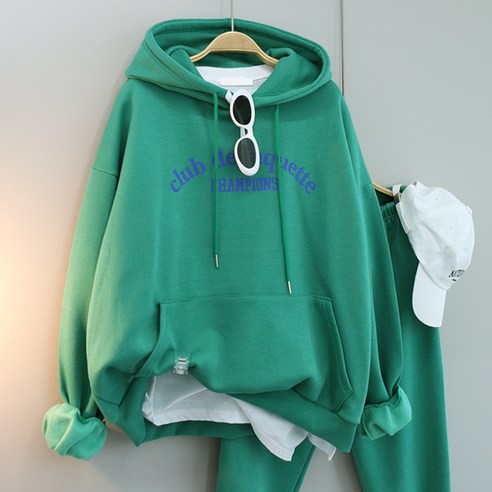 클럽후드맨투맨세트(기모) 상하의 세트: 겨울철 최고의 안락함