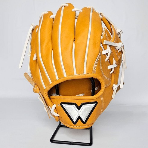 WE 위 내야 글러브 화이트라벨, 당신의 플레이를 완성하다