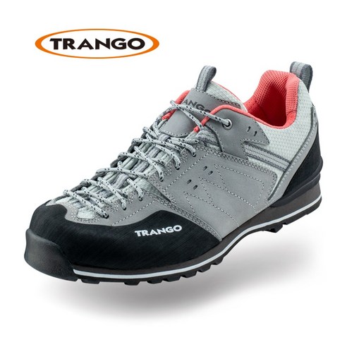 트랑고 듀로 트레킹화와 함께 사계절의 모험을!