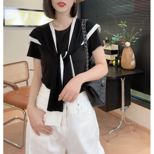 다재다능한 스타일, 시크함과 포근함의 완벽 조화