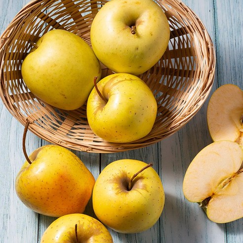 황금빛 유혹, 시나노 골드 사과로 당신의 식탁에 가을을 선물하세요.