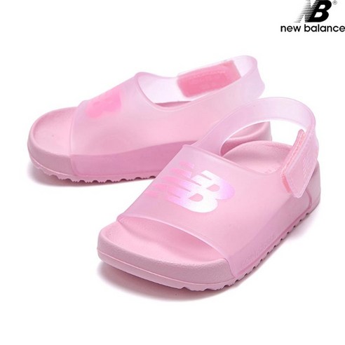 아이의 발 건강과 스타일을 책임지는 뉴발란스 키즈 샌들