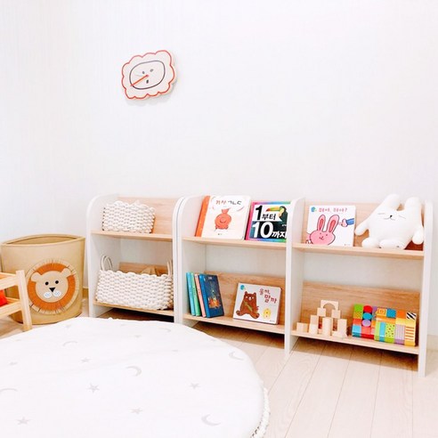 비노즈 라운드 책장으로 정리 정돈과 편리함을 경험하세요.