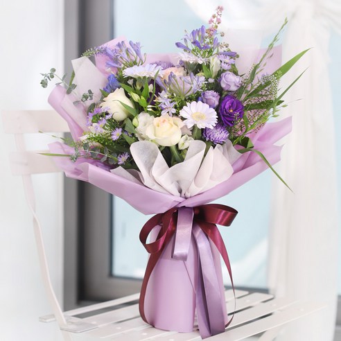 99플라워의 '우아한 사랑 [ST-C628]' 꽃다발, 기념일과 생일 선물로 완벽한 선택