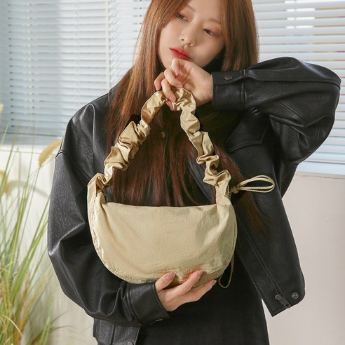 에나셔링 나일론 미니 숄더백
