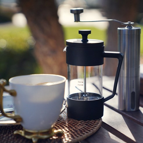 최고의 프렌치프레스를 통한 완벽한 커피 추출