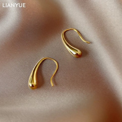 과장된 황금 귀걸이 2021 새로운 유행 콜드 스타일 귀걸이 맞춤형 우아한 귀걸이 온라인 귀걸이