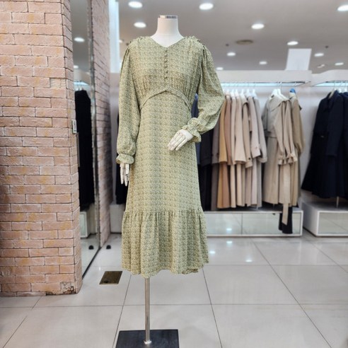 JJ JIGOTT JJ지고트 브이넥 패턴셔링 포인트 쉬폰 롱 원피스 GM3N0OP34