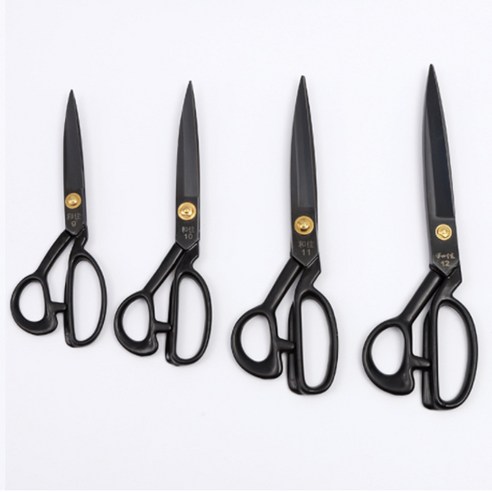패션과 재단에 최적화된 성능으로 손길을 완성시키는 다스몰 블랙 재단가위 원단가위