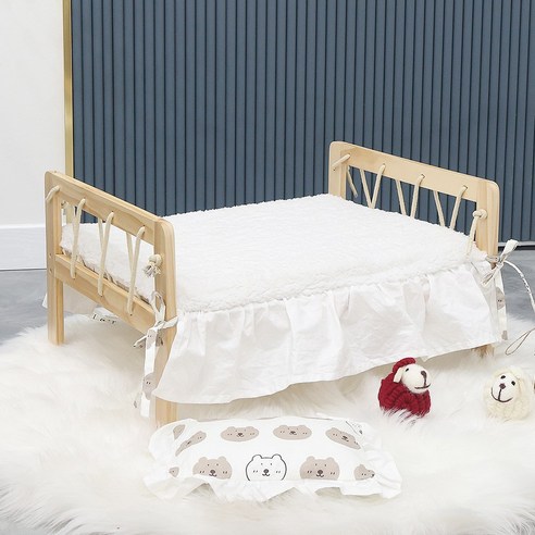 HK.SELL 강아지 고양이 원목 침대, 화이트 침구 세트