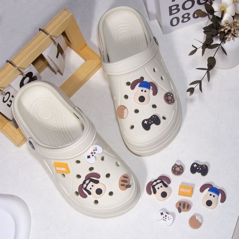 귀여운 강아지 파츠로 밋밋한 신발에 개성을 더하다!