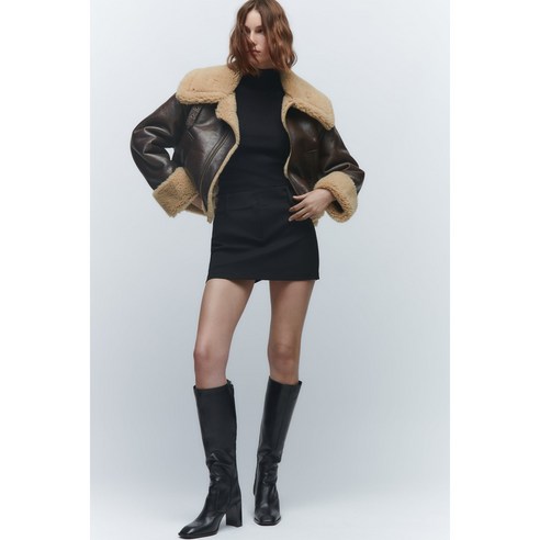 ZARA 자라 에코 레더 더블 페이스드 크롭 무스탕 점퍼는 해외직배송 제품으로 개인통관부호 발급이 필요합니다.