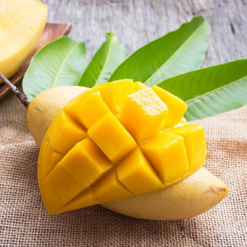 태국산 망고의 맛과 영양을 만끽하세요