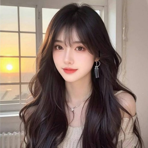 5분 만에 완성하는 여신 웨이브, 큐엔유 통가발로 손상 없이 스타일 변신하세요!