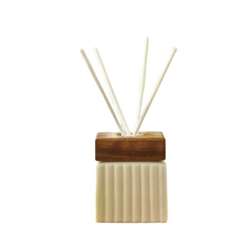 테일러센츠 오브제 디퓨저 가든브리즈: 일상에 스며드는 향기로운 예술 테일러센츠