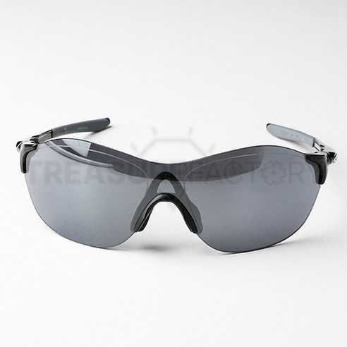 눈부심 없는 편안한 스포츠 활동, 오클리 이브이제로 스위프트 선글라스로 경험하세요.