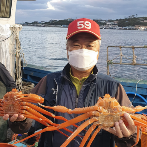 [동건호직판] 자숙 홍게 포항 구룡포 연지홍게 3kg이상 (10마리내외), 일반형 3kg (10-12마리), 1개