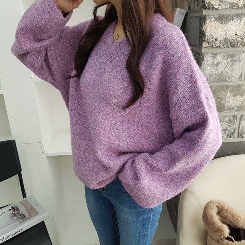 캐시미어와 알파카 울의 부드러움과 편안함을 만끽하는 여성용 국내제작 니트