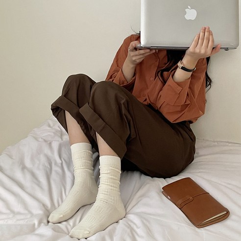 세련된 디자인의 사계절용 양말