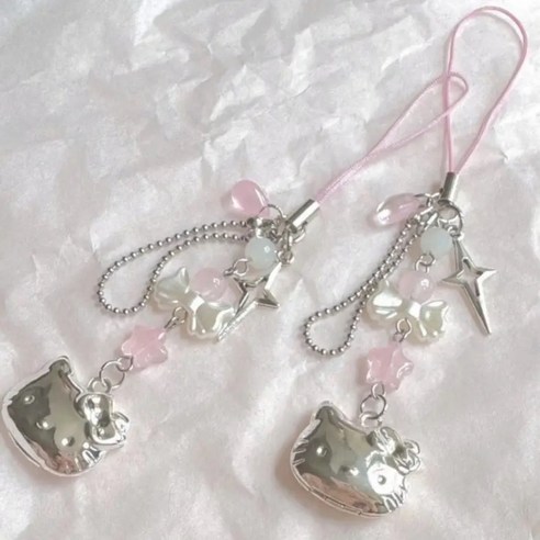 긱시크 키티, 당신의 스타일을 완성하다!