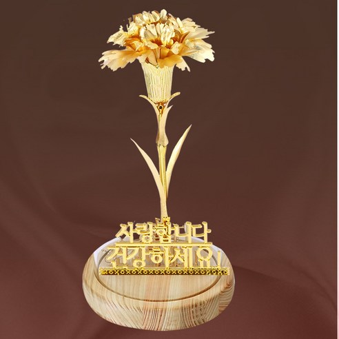 황홀한 금빛의 빛남, 세련된 디자인, 편안한 향기로 공간을 밝혀주는 영원한 추억을 위한 선물