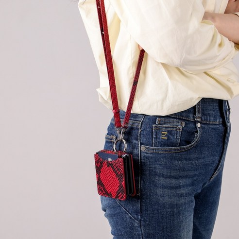 자연의 우아함과 세련미를 표현하는 본아띠 갤럭시 Z플립 케이스