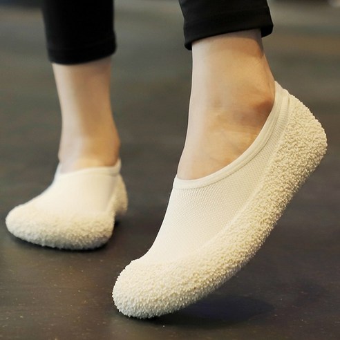 가볍고 편안한 고렌샤크 실내화, 발 건강 지킴이 될까?