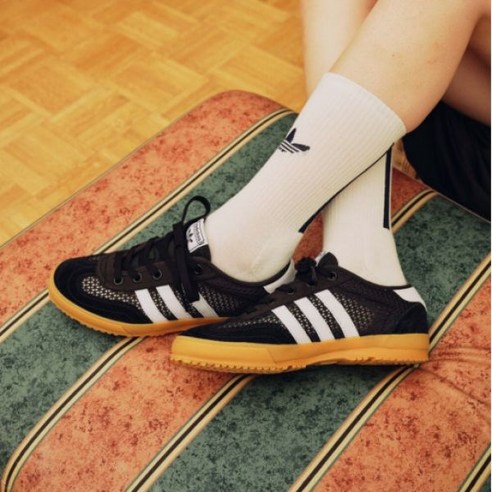 발 편한 데일리 슈즈, 아디다스 찍찍이 운동화 솔직 후기: 내 발에 자유를! 아디다스티쉬테니스