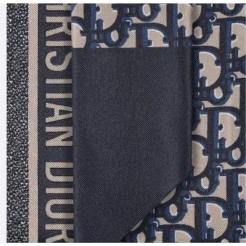 섬세한 우아함으로 완성하는 당신의 봄, 가을 스타일, 디올 미차 스카프