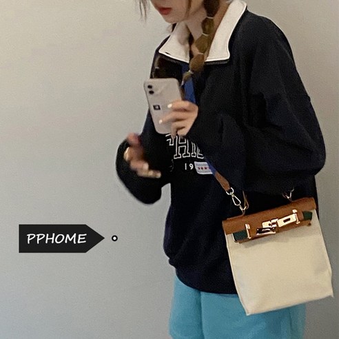한국 공식 웹 사이트 캔버스 가방 여성 여름 새로운 패션 대비 컬러 켈리 가방 모든 일치 핸드백 Crossbody 가방