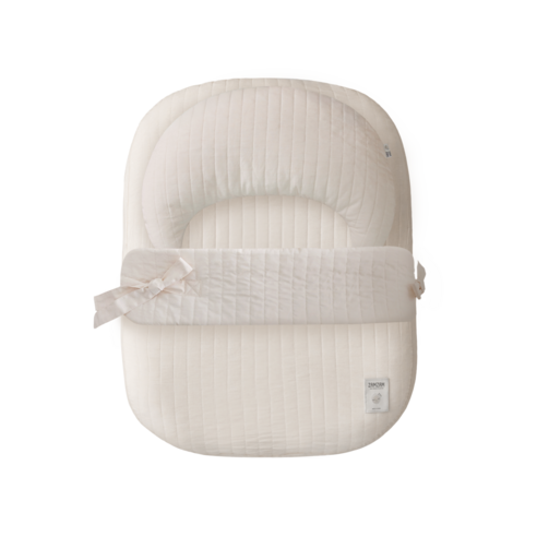 포근한 꿈결을 선물하는 잠잠 신생아 커버분리형 역류방지쿠션: 섬세한 배려로 완성된 안식처 잠잠역방쿠