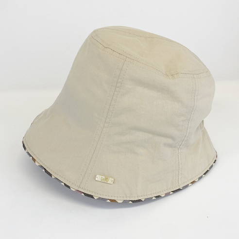 스타일과 실용성을 겸비한 닥스 벙거지 모자