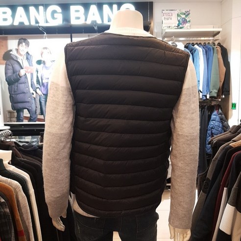 초특가 파격세일 중인 뱅뱅에서 남녀공용 구스 다운 패딩 조끼를 강추천!