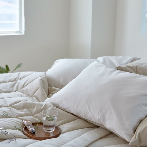 여름의 편안함을 위한 고급 스위스 실크코팅 플란뉴 아델라 이불