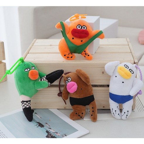 못난이 감자 인형 키링, 하찮음의 매력을 담다 감자인형