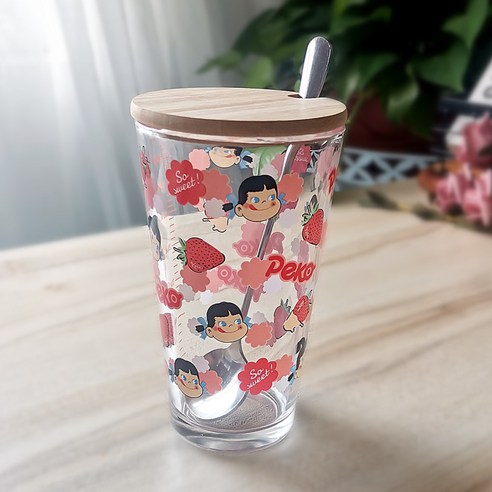 유리컵 빨대 우유 아침컵 귀엽다 만화 눈금 컵 덮개 숟가락 선물 글씨, 301-400ml, 450ml 딸기녀컵+대나무 뚜껑+긴 스푼