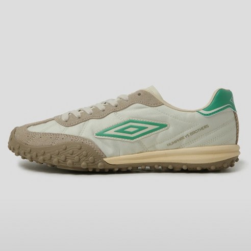 편안함과 스타일을 동시에 잡는 엄브로 퍼스트 조거, 당신의 발을 위한 선택