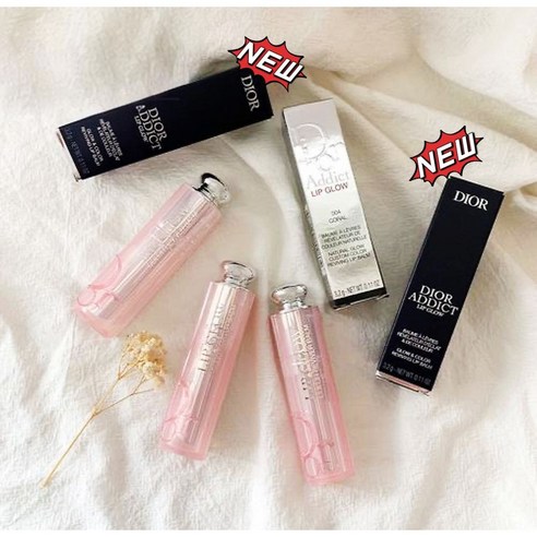 입술에 스미는 듯한 자연스러운 생기, 디올 어딕트 립 글로우