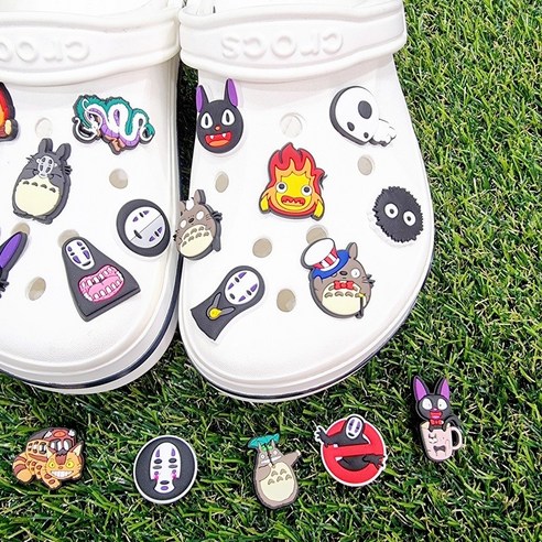 숲 속 친구들과 함께 떠나는 신발 속 작은 모험