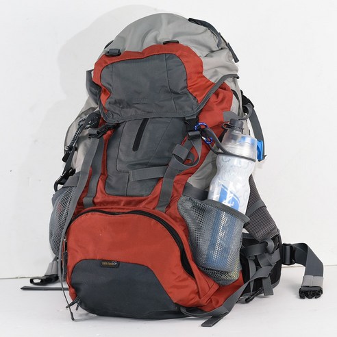 다양한 활동에 적합한 O2Cool 스포츠물통