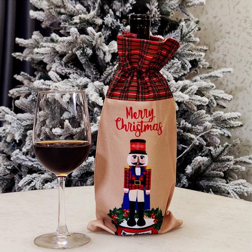 1+1 크리스마스 넛크래커 와인 커버 감성 와인병 소주병 맥주병 데코 주머니 눈사람 산타 인형 트리 장식 소품 선물 용품, 호두까기인형 COU0568A, 1개