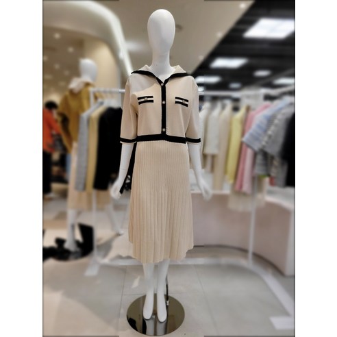 올리브데올리브카라라인배색니트원피스YK3MO313